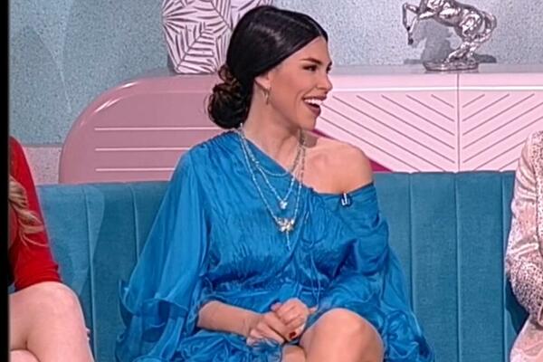 IMALA JE JEZIVE KOMPLEKSE! KAJA OSTOJIĆ OTKRILA KAKO SE REŠILA VIŠKA KILOGRAMA: Gladovanje se isplatilo!