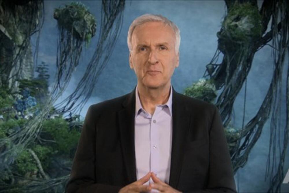 NEOČEKIVANO PRIZNANJE! “SAMO SEDIM ZA SVOJIM STOLOM I PLAČEM CEO DAN”: Reditelj 'Avatara' ŠOKIRAO javnost!