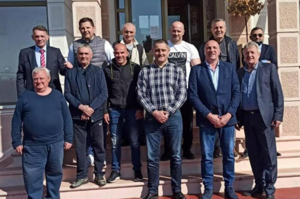 LEGENDE BOKSA TRENUTNO BORAVE U BEOGRADU: I dok su tu izrazili su želju da se vakcinišu!