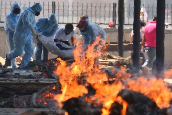 JEZIVA ISPOVEST LEKARA IZ NAJVEĆEG SVETSKOG ŽARIŠTA KORONE: Ovo je PAKAO, nema mesta ni za kremiranje više! (VIDEO)