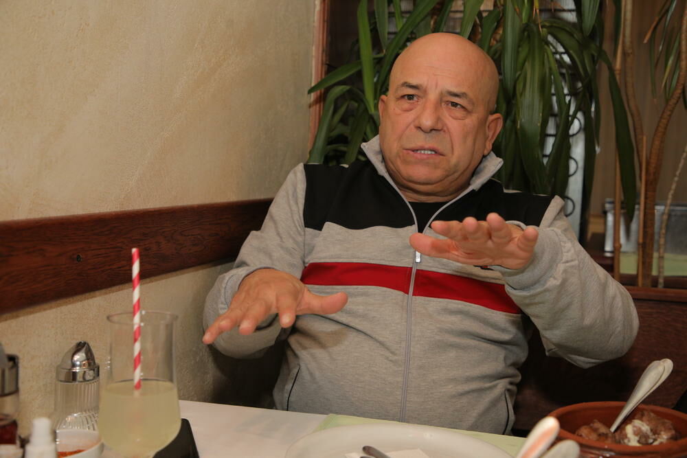 Pravio je šou po Šapcu