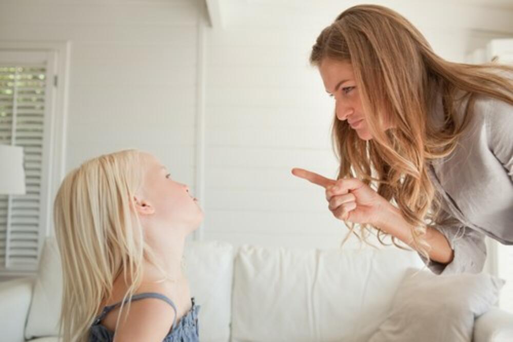 MAĆEHE SU NA CRNOM GLASU OD KAD JE ČOVEKA: O čemu se tu RADI?!