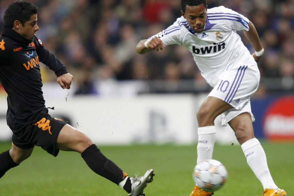 ROBINJU PRETI DEVET GODINA ZATVORA: Legendarni fudbaler će uskoro iza rešetaka!