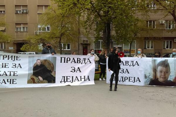 ANDREJA (12) JE UBIO "AUDI SMRTI": Održan je protest, teške reči njegove majke