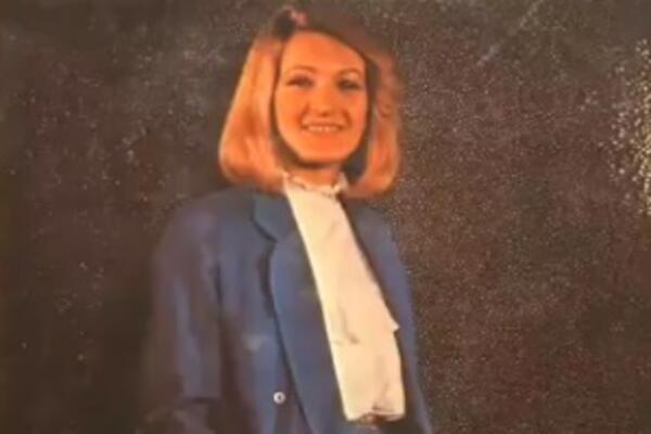 NEKAD I SAD! Retko ko bi prepoznao LEGENDARNU PEVAČICU sa početka karijere: Mala žena od velike SLAĐA!