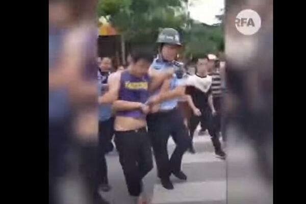 HOROR DETALJI MASAKRA U VRTIĆU: Bivši muž vaspitačice nožem ubio dvoje dece, ranio još 16, STRAVIČNO! (VIDEO)