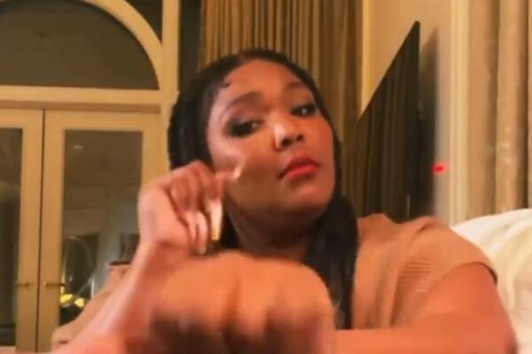 VISOKA JE 177 CM I IMA 140 KILOGRAMA, A MUŠKARCI LUDE ZA NJOM: Perverzne FOTKE ove s*ksi CRNKINJE obišle ceo svet!