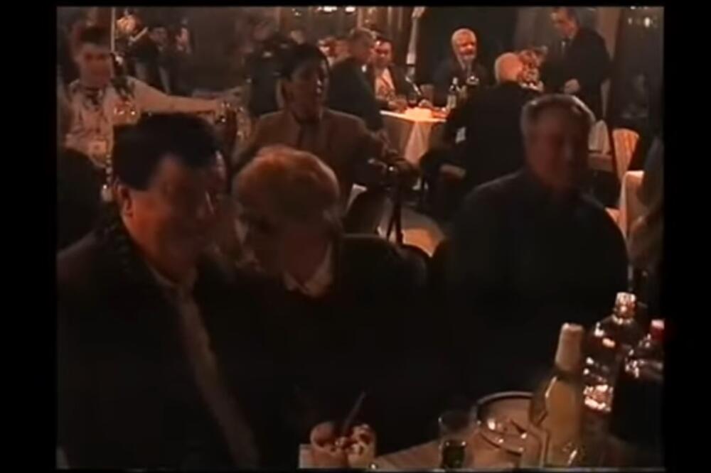 NIKAD VIĐEN SNIMAK KOJI VREDI MILIONE A GAĐA PRAVO U DUŠU: Šaban, Hanka, Ljuba Aličić i Marjanović pre 20 godina!