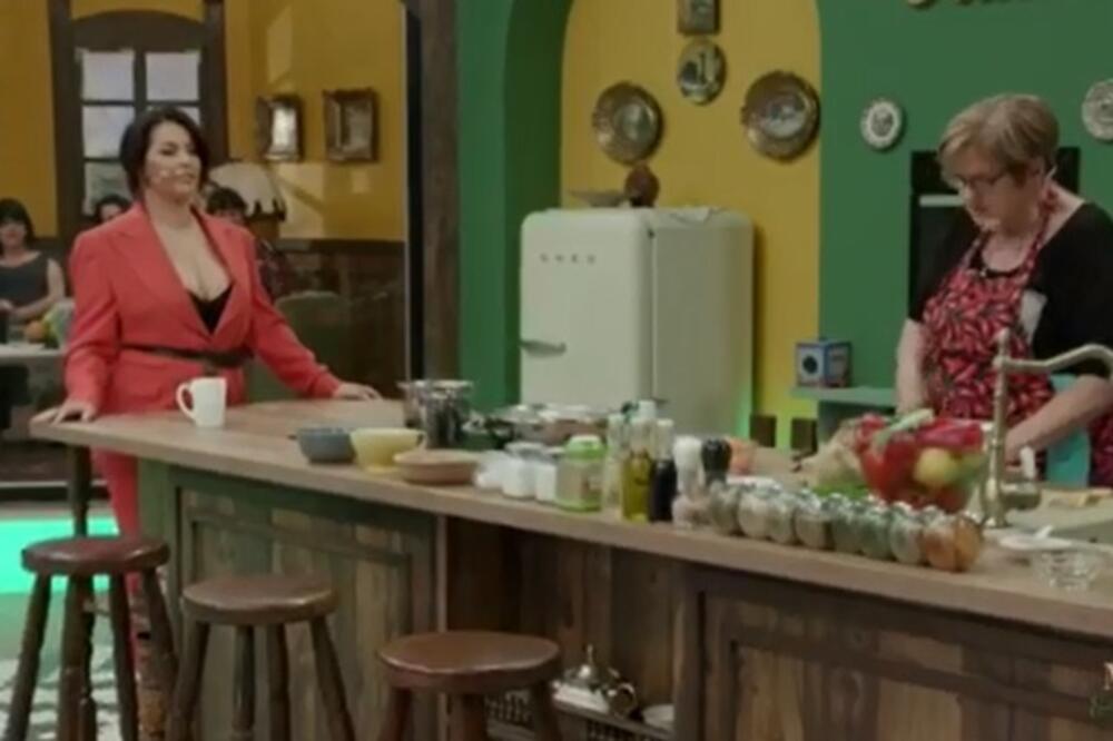 KONAČNO JE PRIZNALA! Majka je otkrila nešto što je snajka DUGO ŽELELA DA ČUJE: Ovako nešto neće svako da KAŽE!