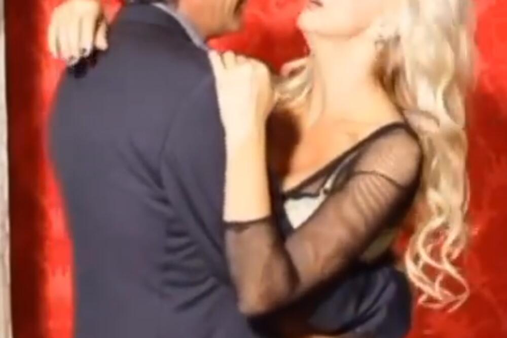 SRPSKA PEVAČICA JE ZBOG VELIKOG SKANDALA POBEGLA U AMERIKU PA UŠLA U RIJALITI: Tamo su je ponižavali i maltretirali