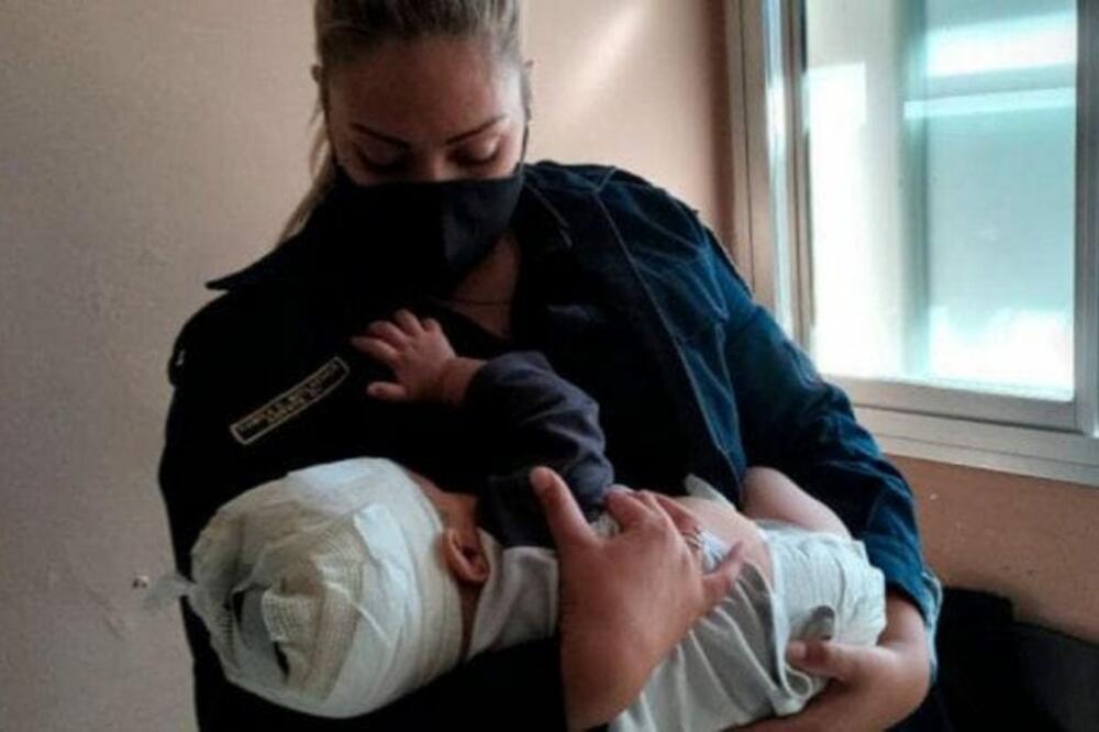 BEBI STAROJ SAMO 8 MESECI MAJKA ZABILA VILJUŠKU U GLAVU: Reakcija POLICIJE je NEVEROVATNA!