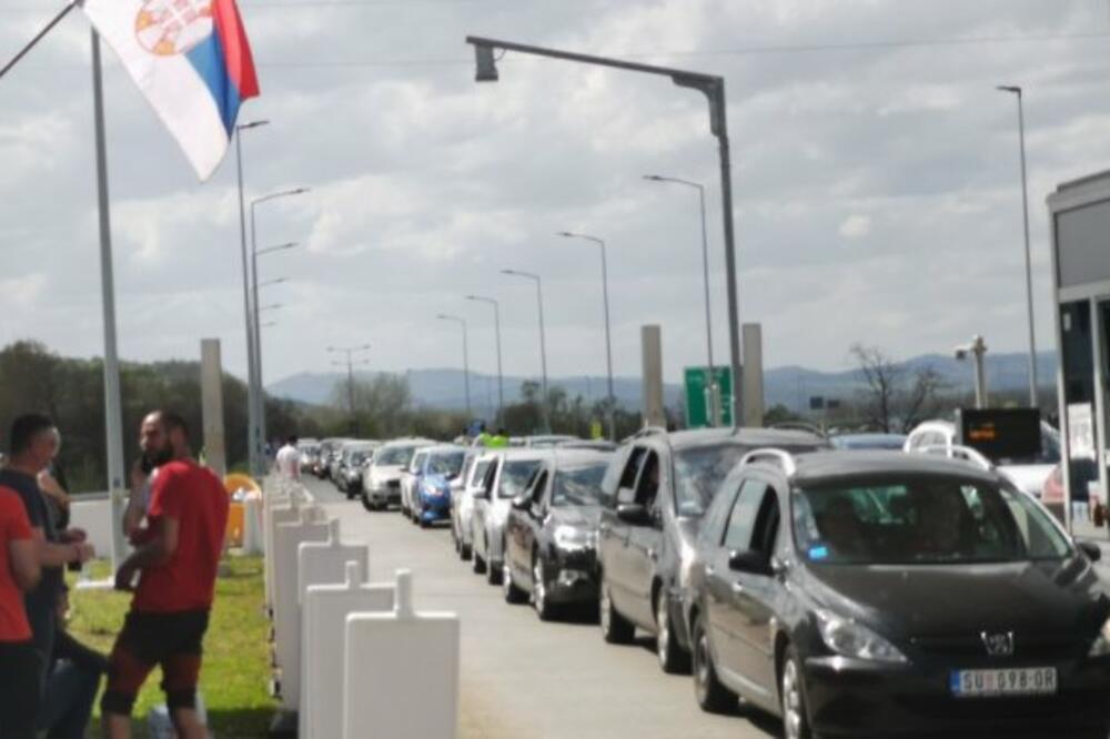 OPREZ VOZAČIMA KOJI SUTRA IDU AUTO-PUTEM "MILOŠ VELIKI": Na ovoj deonici se ZATVARA JEDNA TRAKA