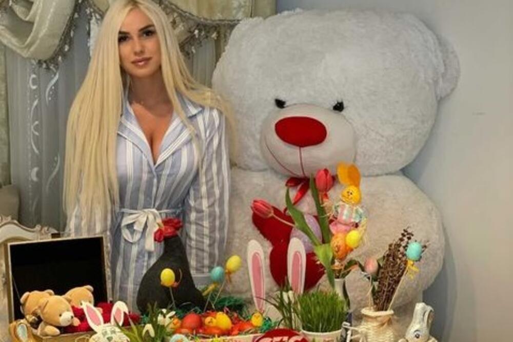 POLITIČARKA ANA GROZDANOVIĆ PRIPREMILA IMPOZANTNU DEKORACIJU ZA USKRS: Praznična idila kao iz snova i VAŽNA PORUKA!