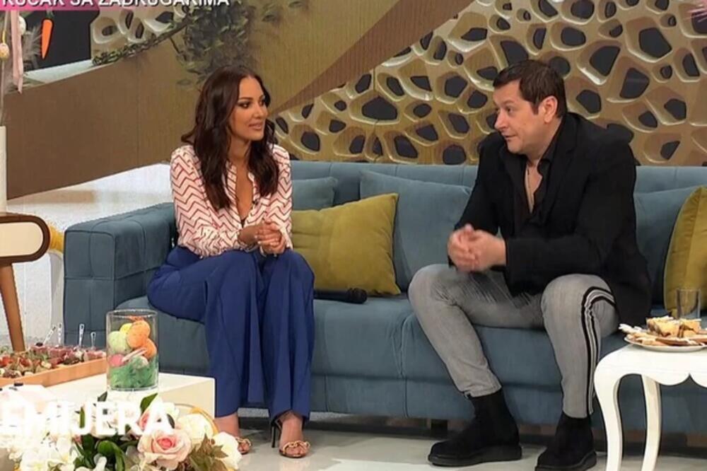 SIJALI SU OD LJUBAVI! PEJOVIĆ OTKRIO KAKO JE POSTAO KUM ALEKSANDRI I FILIPU: Iza sebe ima čak 13 kumstava!