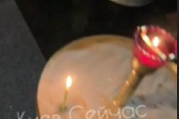 NEVIĐENO PONAŠANJE NA USKRS: Pijane RUSKINJE pušile u crkvi, palile sveće, ali tu nije kraj! (VIDEO)