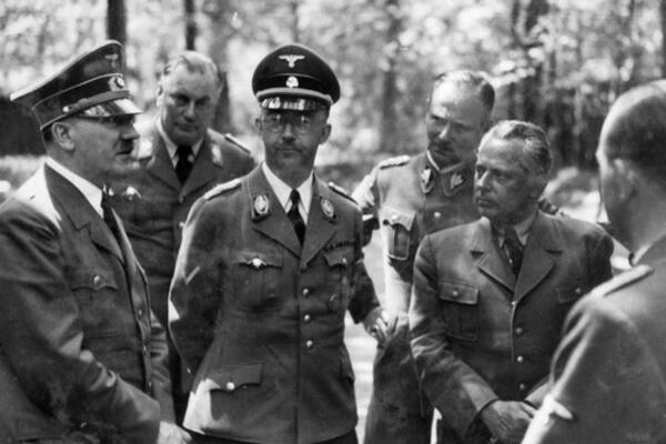 NACISTI SU VEROVALI JAKO U OVE BESMISLICE! Mislili da su "viša rasa", a i Baba Vanga bi im se smejala do suza FOTO