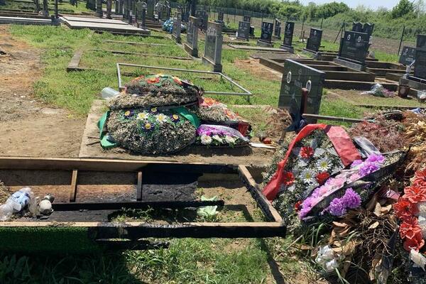 DANAS SU VELIKE ZADUŠNICE: Evo ŠTA da radite ako ne možete da odete na grob, JEDNU stvar morate OBAVEZNO da uradite