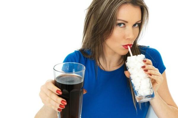 GAZIRANO PIĆE MOŽETE DA UPOTREBITE I NA OVAJ NAČIN: Ne bi vam palo na pamet