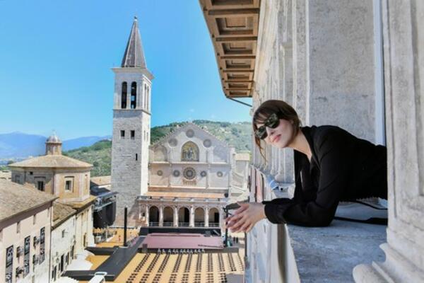 Prvo dete sam rodila sa 40, drugo s 45, ne bih volela da opet imam 20: Znate li koja PRELEPA glumica je ovo REKLA?