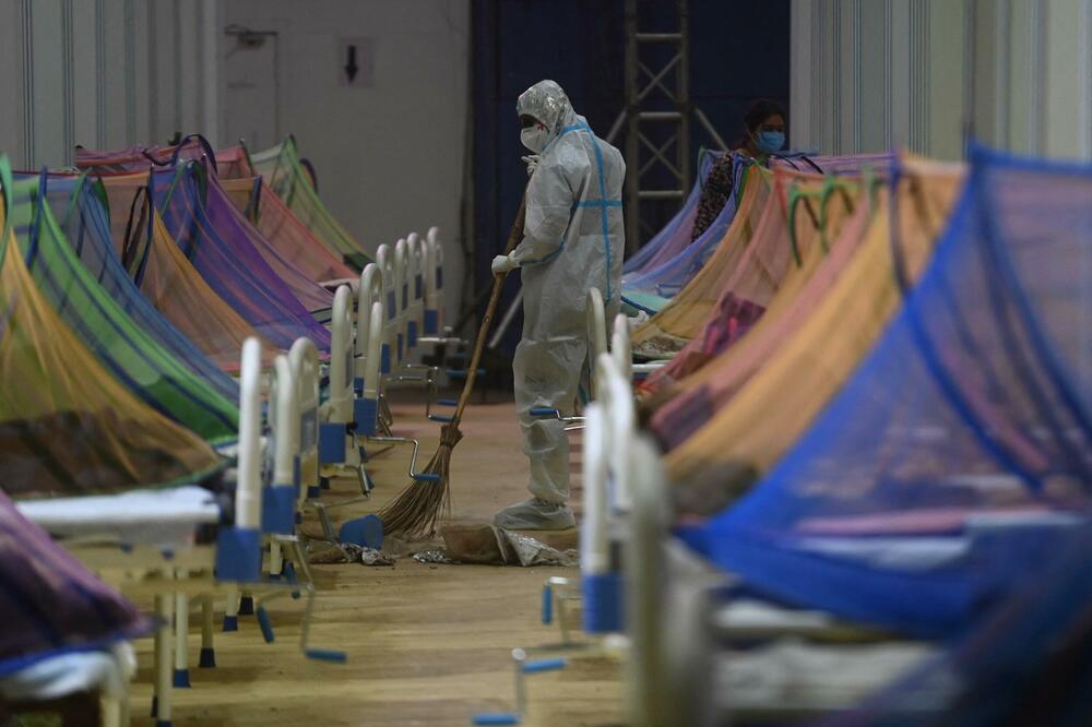 KORONA SE SVUDA SMIRUJE, A U INDIJI JE HOROR: Još ČETVRT MILIONA zaraženih u samo jednom danu