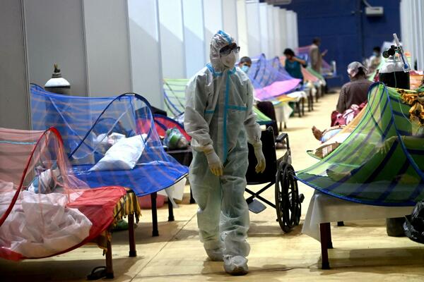 SZO UPOZORAVA: Afrika nije spremna za treći talas pandemije, došlo do zastoja u isporuci VAKCINA