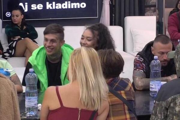 ISTOPILA GA HUBLINOVA! Fran ponovo nasmejan pored Paule! (VIDEO)