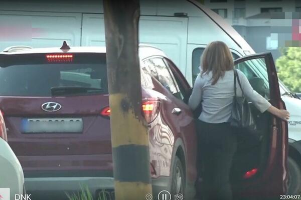 VESNA ĐOGANI RAZGOVARALA SA ŽENOM KOJU JE ĐOLE NAVODNO LJUBIO: Njen muž BESNEO, a pevačica veruje samo u jedno!