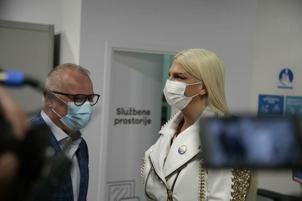 zabava, estrada, Jelena Karleuša