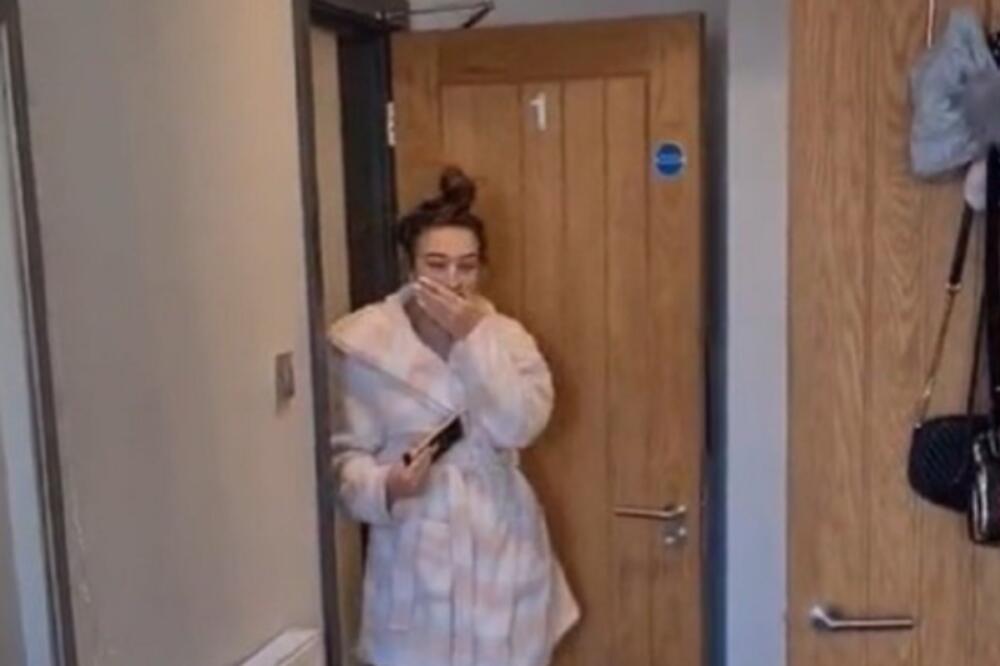 SPEKTAKL! REŠIO DA SE OSVETI KOMŠINICI NA NEZAMISLIV NAČIN: Nije OČEKIVAO da pronađe njene "IGRAČKE" (VIDEO)