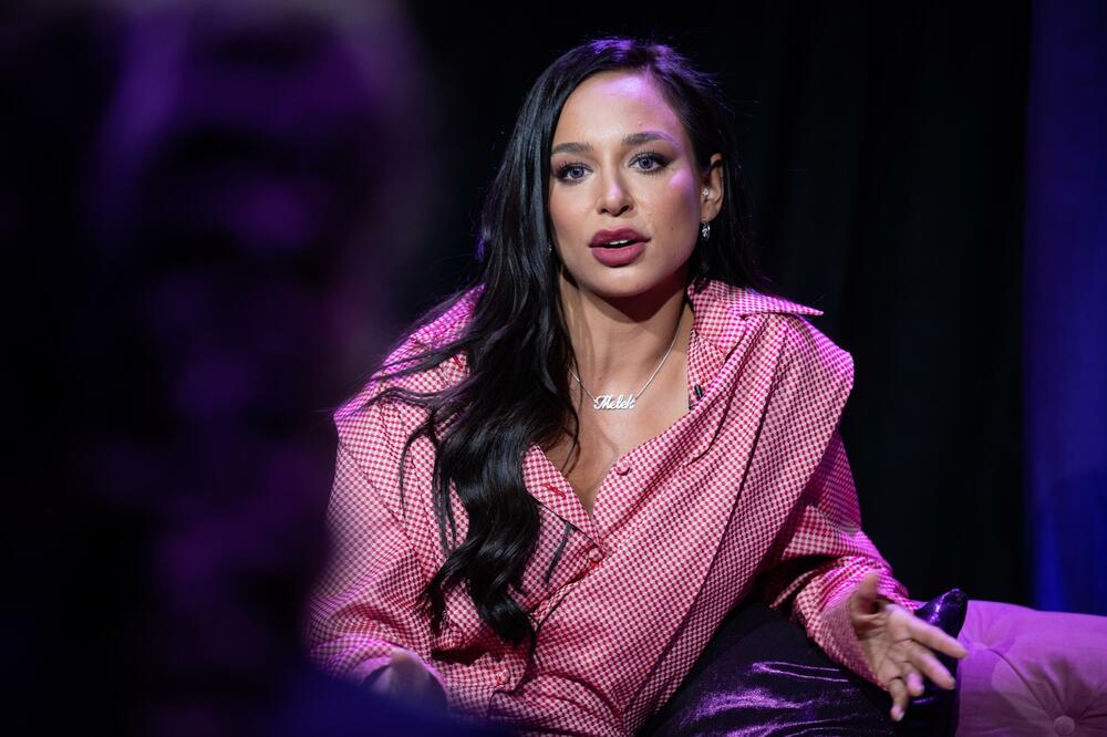 RIZIKOVALA SAM DA NOSIM OŽILJAK! Edita u KONTRA ŠOUU otkrila ZBOG ČEGA je skinula MLADEŽ sa lica!