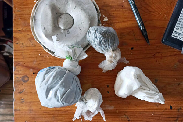 UHAPŠEN MUŠKARAC IZ PROKUPLJA: Policija u stanu NEMA šta nije PRONAŠLA