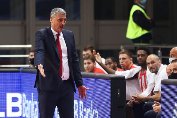 RADONJIĆ NAJAVLJUJE VELIKU BORBU NA POSLEDNJOJ UTAKMICI! "Naša odbrana je bila ispod svakog nivoa. Čestitam Megi"