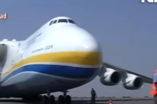 NAJVEĆI AVION NA SVETU KOJI JE TRENUTNO U UPOTREBI: Znate li zašto je UOPŠTE NAPRAVLJEN? (VIDEO)