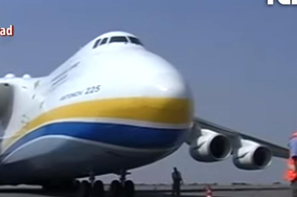 NAJVEĆI AVION NA SVETU KOJI JE TRENUTNO U UPOTREBI: Znate li zašto je UOPŠTE NAPRAVLJEN? (VIDEO)