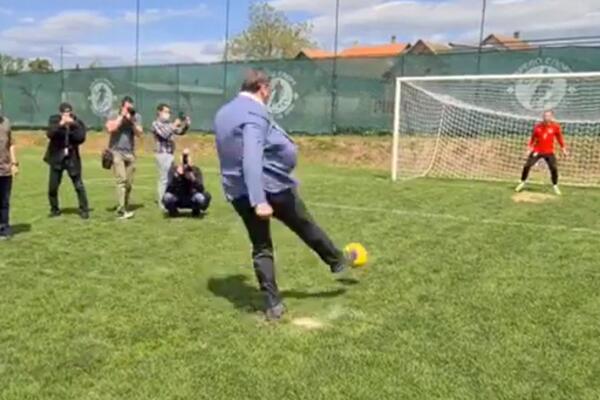 ORBAN HVALIO VUČIĆEVO FUDBALSKO UMEĆE: Poručio mu nešto FENOMENALNO (FOTO/VIDEO)