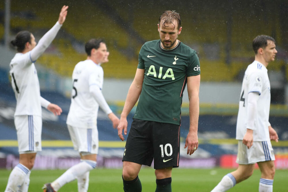 Hari Kejn, Lids junajted