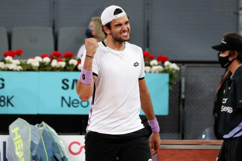 OSVAJAČ SERBIA OPENA U FINALU MASTERSA! Beretini sutra protiv Zvereva za trofej u Madridu