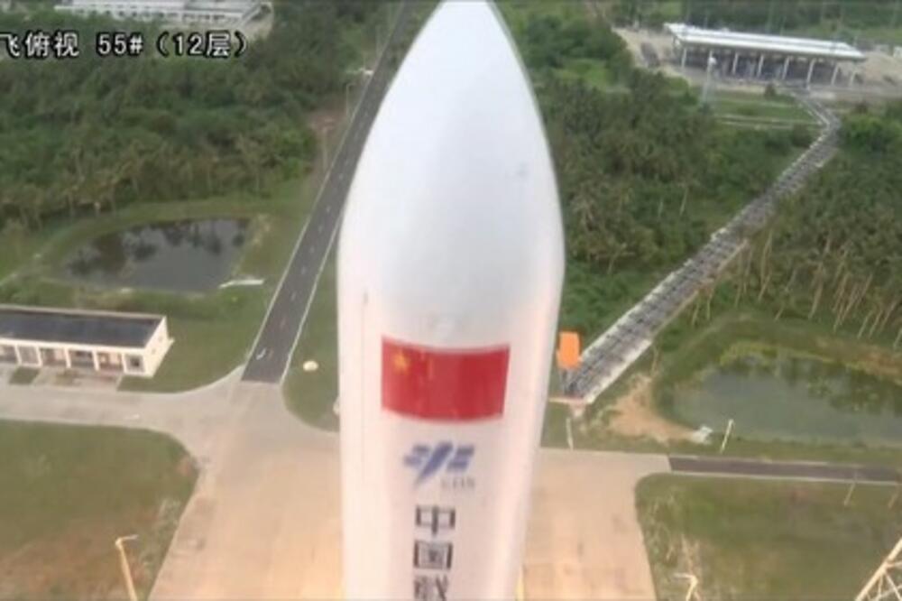 DŽINOVSKA KINESKA RAKETA PALA NA ZEMLJU! Saopštena je lokacija, sve se završilo DOBRO