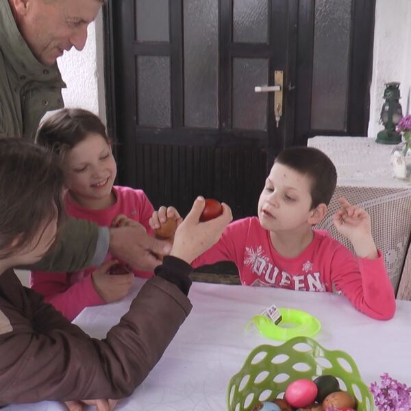 VELIKO ČUDO ZA PRAZNIKE: Mala Milica (7) potpuno progledala nakon što je od rođenja živela u potpunom mraku! (FOTO)