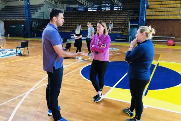 MINISTAR JE UVEK UZ OLIMPIJCE: Udovičić jutros posetio trening Zorane Arunović i dao šampionsku podršku strelkinji!