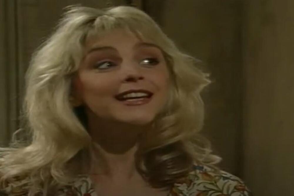 SVI SU ZNALI SLATKU DEBRU IZ HIT SERIJE, A ONDA JE DOŽIVELA PRAVI PAKAO: Ubrizgali joj TEČNI SILIKON U USNE, UŽAS!