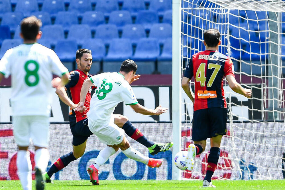 SASUOLO PRESKOČIO ROMU I CILJA EVROPU: Petarda Rome, Atalanta moćna! (VIDEO)