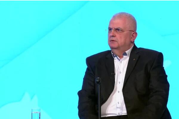 ISPLIVALA NIKAD VIĐENA SLIKA NENADA ČANKA! Ne biste ga prepoznali na ulici, INTERNET GORI (FOTO)