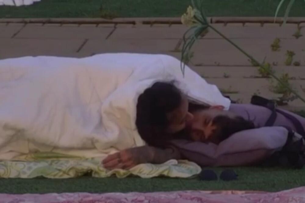 NASRED DVORIŠTA SE PREPUSTILI STRASTIMA: Vrela AKCIJA zadrugara je tu, ali NIJE ZA SVAKOGA! (VIDEO)