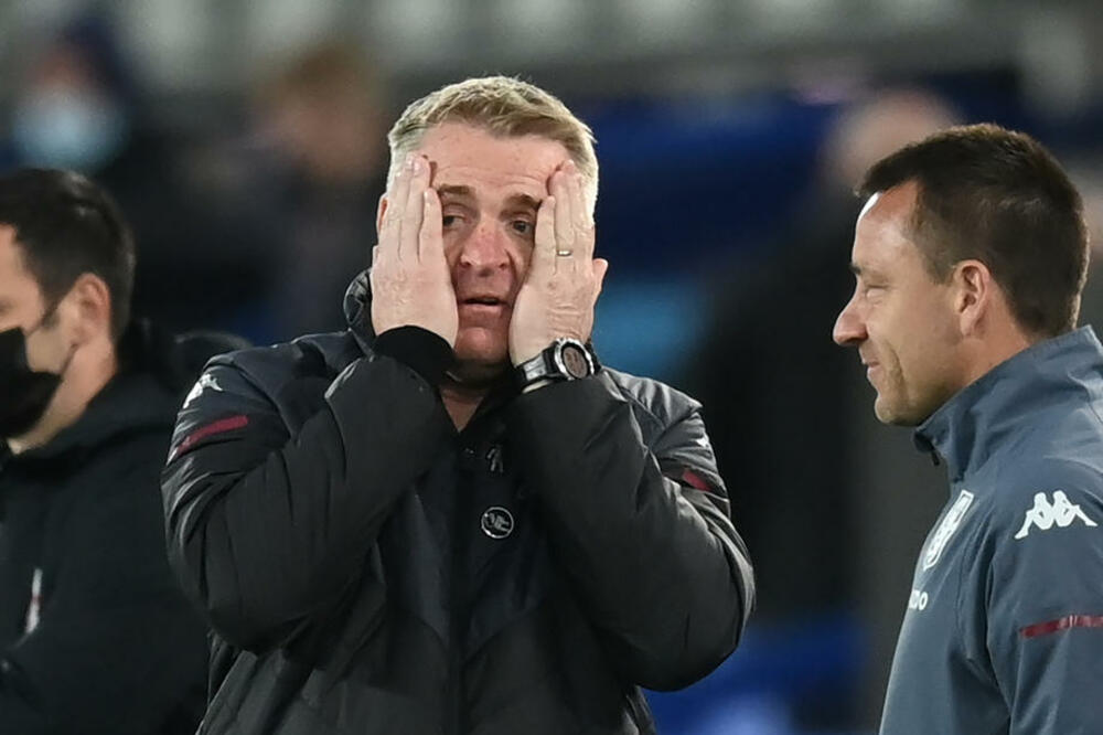 MUKA MI JE VIŠE OD MANČESTEROVIH PENALA: Trener Aston Vile 'zbunjen' kriterijumom sudija Premijer lige!