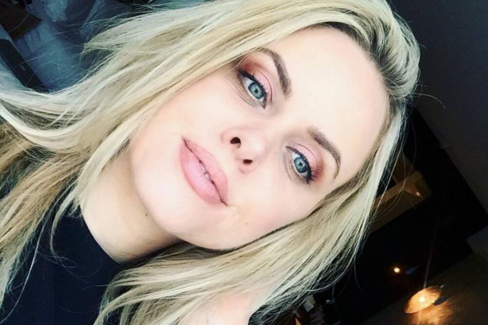 PRELEPA STUDENTKINJA UPOZNALA SINA MILIJARDERA: Kad je saznala PRAVU istinu, počela je da POVRAĆA! (FOTO)