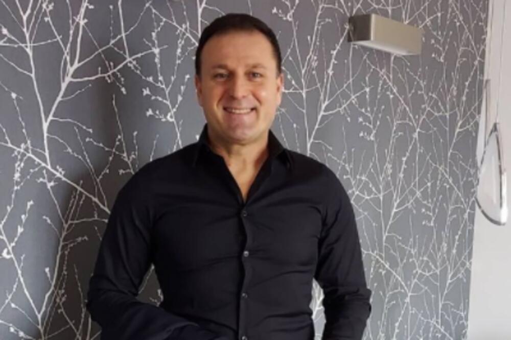 NAŠ PEVAČ POBESNO NAKON NAVODA DA SE POVUKAO SA ESTRADE: Hitno se oglasio, njegove reči SEKU KAO MAČ