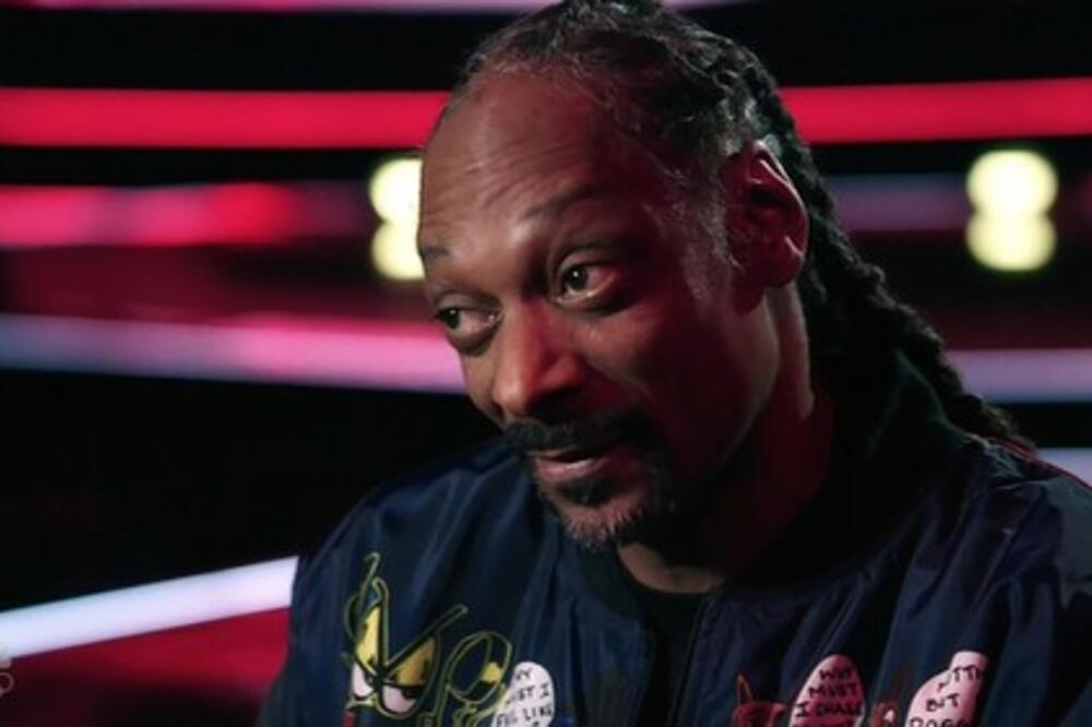 SNUP DOG SVAKI DAN PUŠI TRAVU, ALI NEMA VREMENA DA JE SMOTA: Zaposlio je ovu ženu DA BUDE NJEGOVA "MOTAČICA"