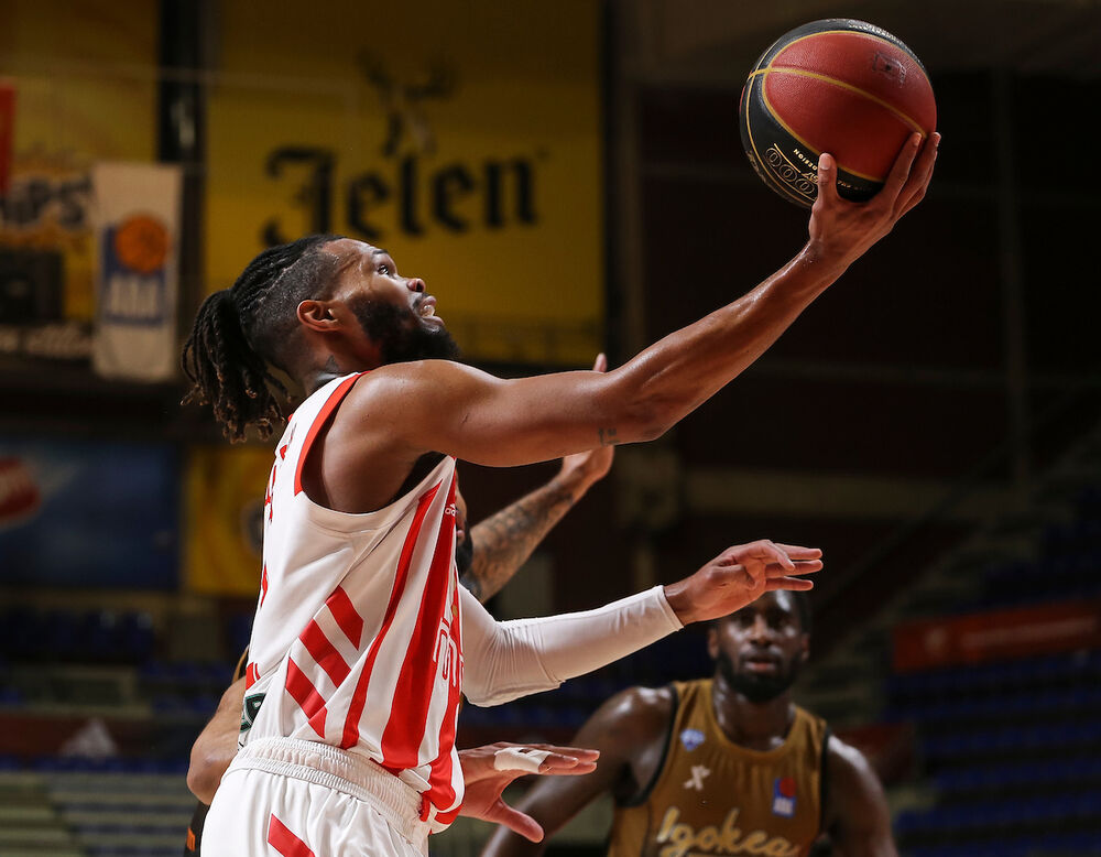 KK Crvena zvezda, KK Igokea, Kori Volden