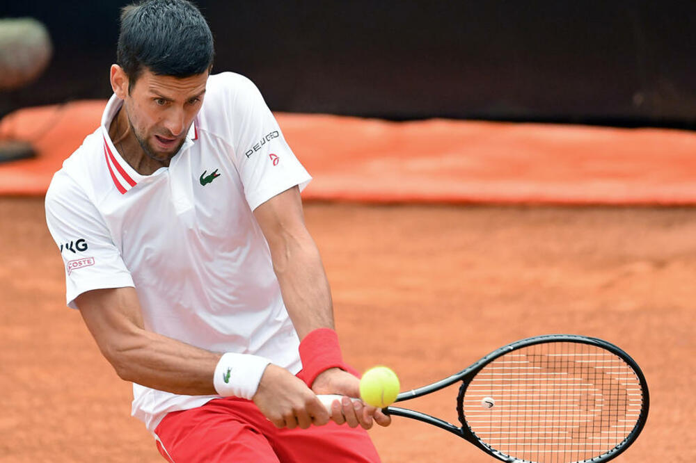 POTEZ KOME SE SVI MORAJU KLANJATI: Novak priznao grešku i uputio izvinjenje sudiji (VIDEO)